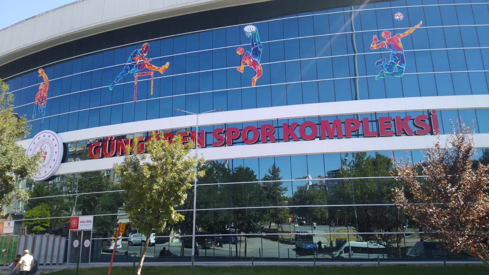 Bünyamin Demir Müjde verdi, Spor kompleksi Güngören'imize hayırlı olsun.