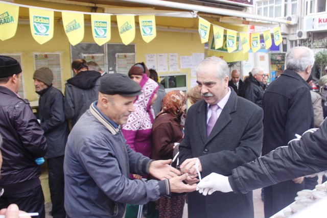 3 Bin Kişiye Aşure