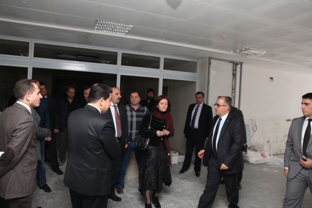 Göksu, Kayaya Hastaneyi Gezdirdi