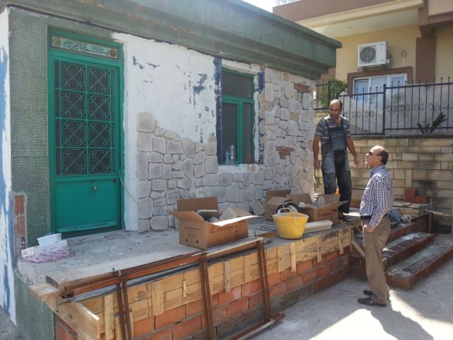 Sakar Baba Türbesi Restore Ediliyor