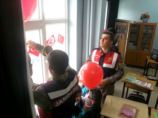 Jandarma Sınıfları 29 Ekim İçin Hazırladı