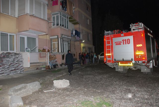 Elektrik Yangını Hem Korkuttu Hem Ağlattı