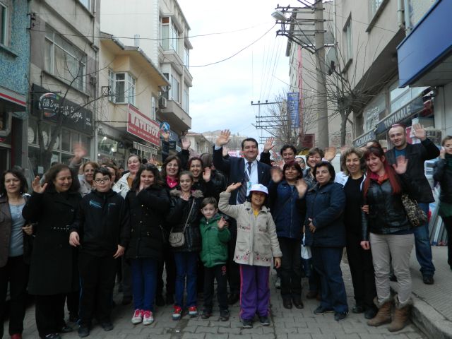 Sağlıkçılar, Sağlıklı Yaşama Dikkat çekmek İçin Yürüdüler