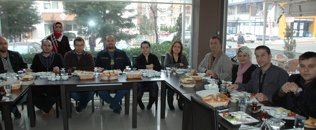 Ailem Restoran Büyük Aileyi Ağırladı
