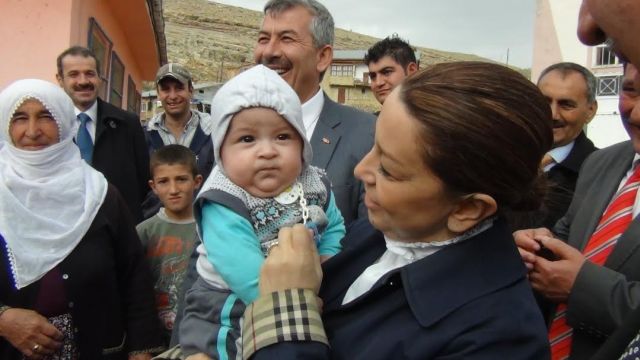 Ak Parti Malatya Milletvekili öznur çalık: biz Dualara Talibiz