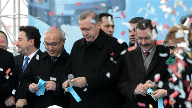 Erdoğan: Biz çocukların Eline Taş Değil, Tablet Veriyoruz