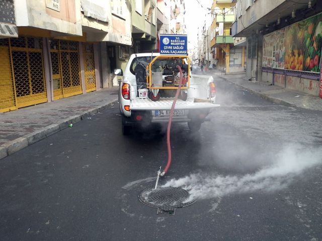 Kemirgen Ve Haşerelere Karşı İlaçlama Devam Ediyor
