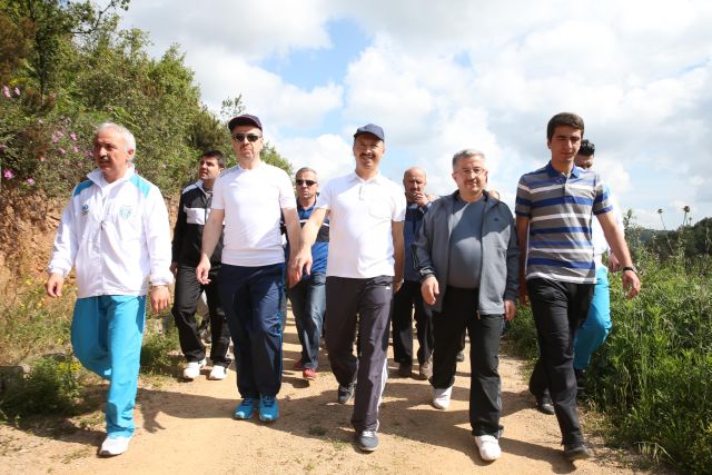 Sağlıklı Yaşam Yürüyüşleri Sürüyor