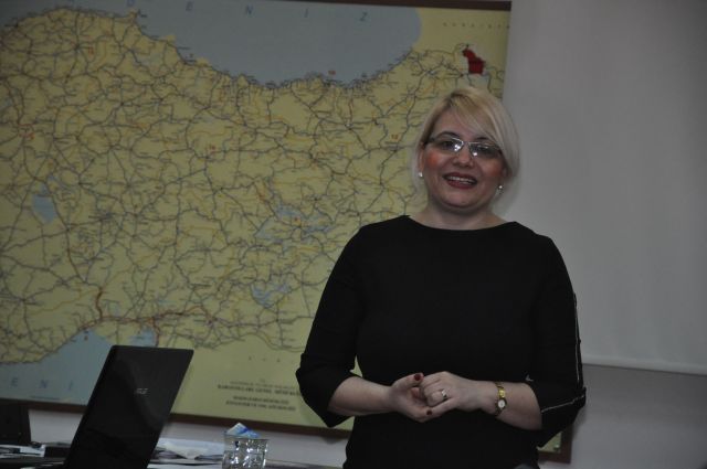 Keşan Belediye Personeline İletişim Semineri Verildi