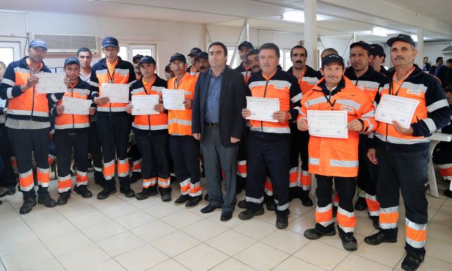 33 Temizlik İşçisi Okuma-yazma Sertifikası Aldı