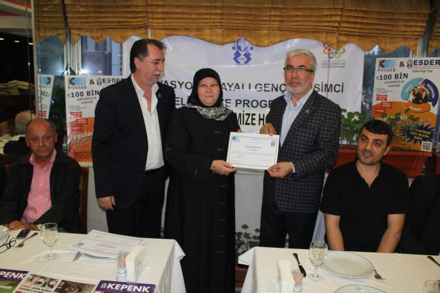 Girişimciler Esder Fatihten Sertifikalarını Aldı