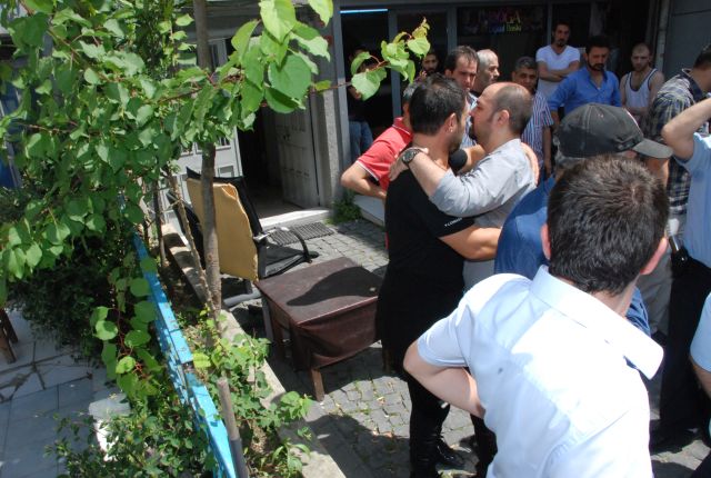 Ali Altuntaş Bunalıma Girerek Kendini Astı