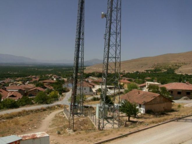 Akçadağlılar Baz İstasyonundan Rahatsız