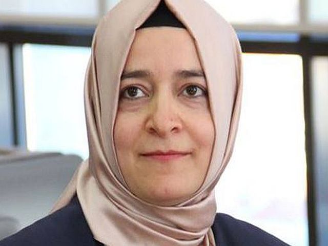 Fatma Betül Sayan Kaya Güngören'e Geliyor
