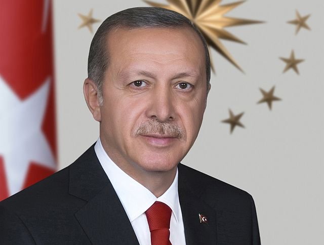 Recep Tayyip Erdoğan Yeniden Ak Partili