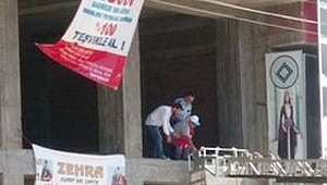 10 Katlı İnşaatta İntihar Girişimi Yürekleri Ağza Getirdi!