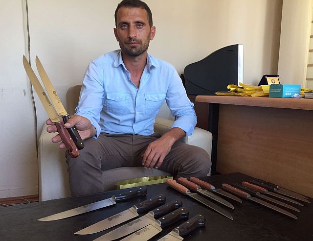 Sürmeneli Bıçak Ustası İbrahim Karadeniz, Türkiye'yi Geziyor