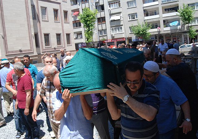Selvet Shevketov Omuzlarda Son Yolculuğuna Uğurlandı