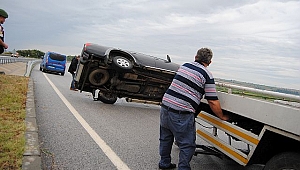 Uzunköprü'de Kaza! Araç Yan Yattı!