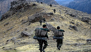 Pkk'lı Teröristler Kendilerini Patlattılar