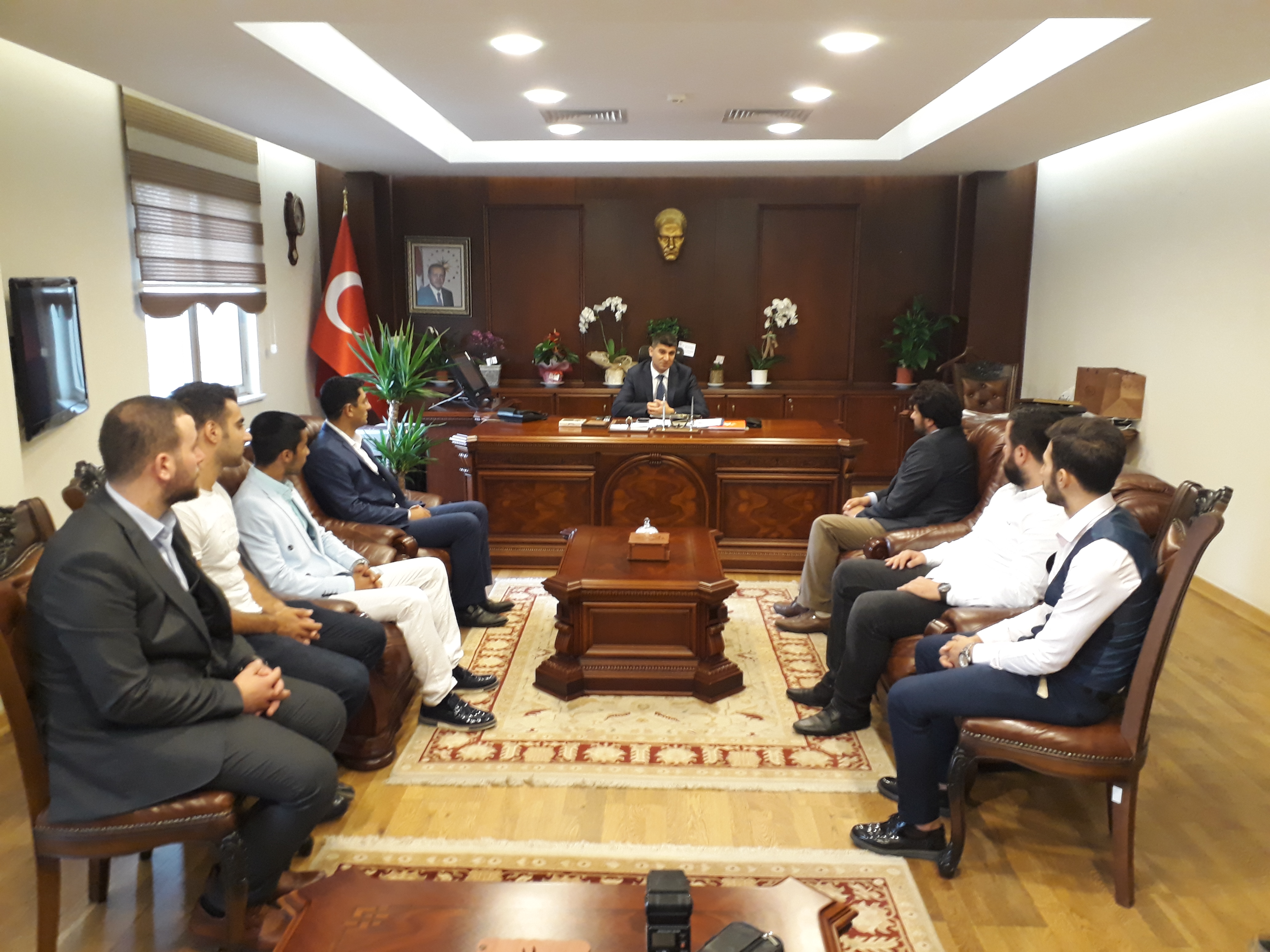 Abdullah Yılmaz Kaymakam Şener'i Makamında Ziyaret Etti