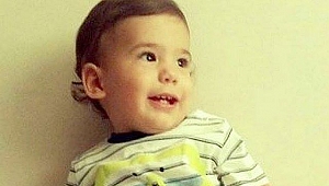 Elma Dilimi Soluk Borusuna Kaçan Minik Murat Alparslan Hayatını Kaybetti!