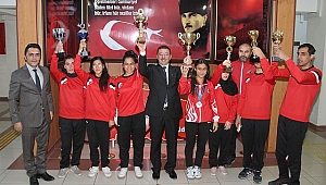 Erzurum'un Engel Tanımayan Şampiyonları Ercan Yıldız’ı Ziyaret Etti