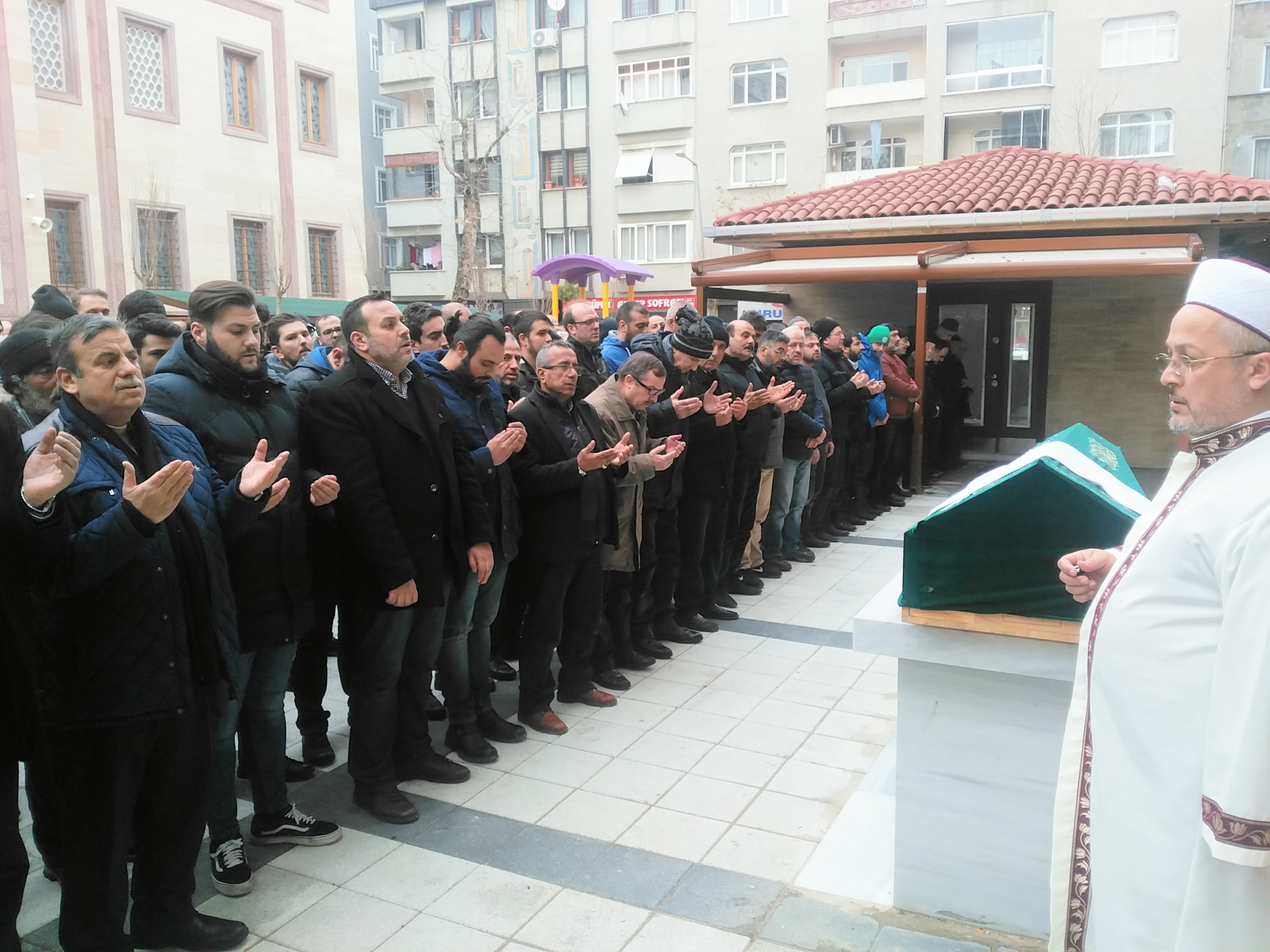 Ahmet Alsancak ebedi yolculuğuna dualarla uğurlandı