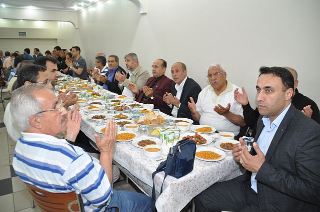 Doğanyol Bahramlılar İstanbul'da sofra bereketini dostlarıyla paylaştılar