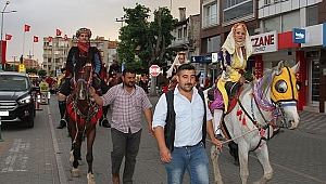 EFELER DERNEĞİNDEN FESTİVAL TADINDA BİR GECE