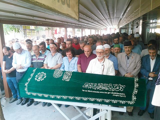Nurettin Öztürk babası İbrahim Öztürk hocayı kaybetmenin acısını yaşadı