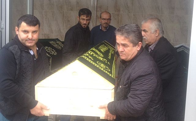 Akbaba ailesinin acı günü, Enişteleri Hasan Tükenmez'İ dualarla hakka uğurladılar