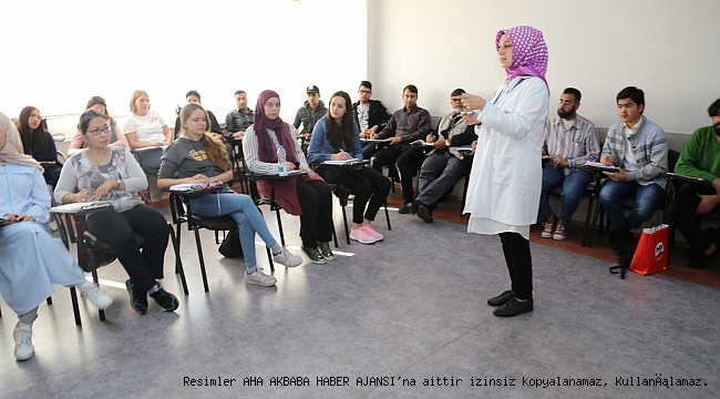 KO-MEK, dünyanın iki ucuna Türkçe öğretiyor