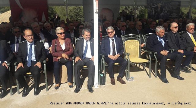 Süleyman Demirel 94. doğum gününde anıldı