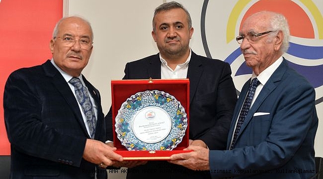 Başkan Kocamaz Hal Esnafı ile Bir Araya Geldi
