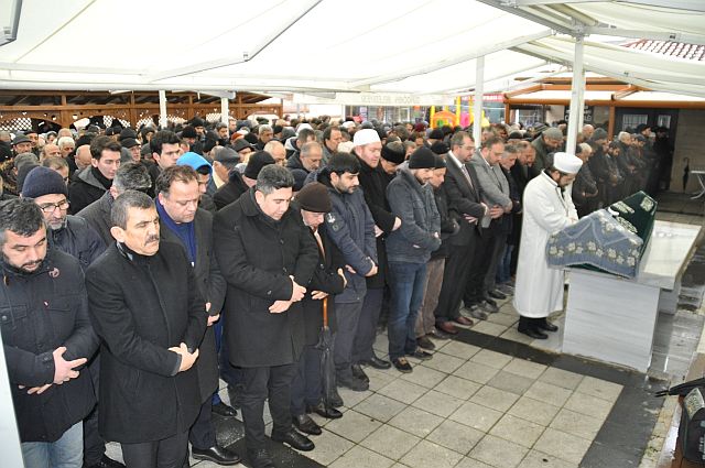 Fevkiye Hacı Abdullahoğlu bir asırlık ömrü geride bırakarak yaşama veda etti
