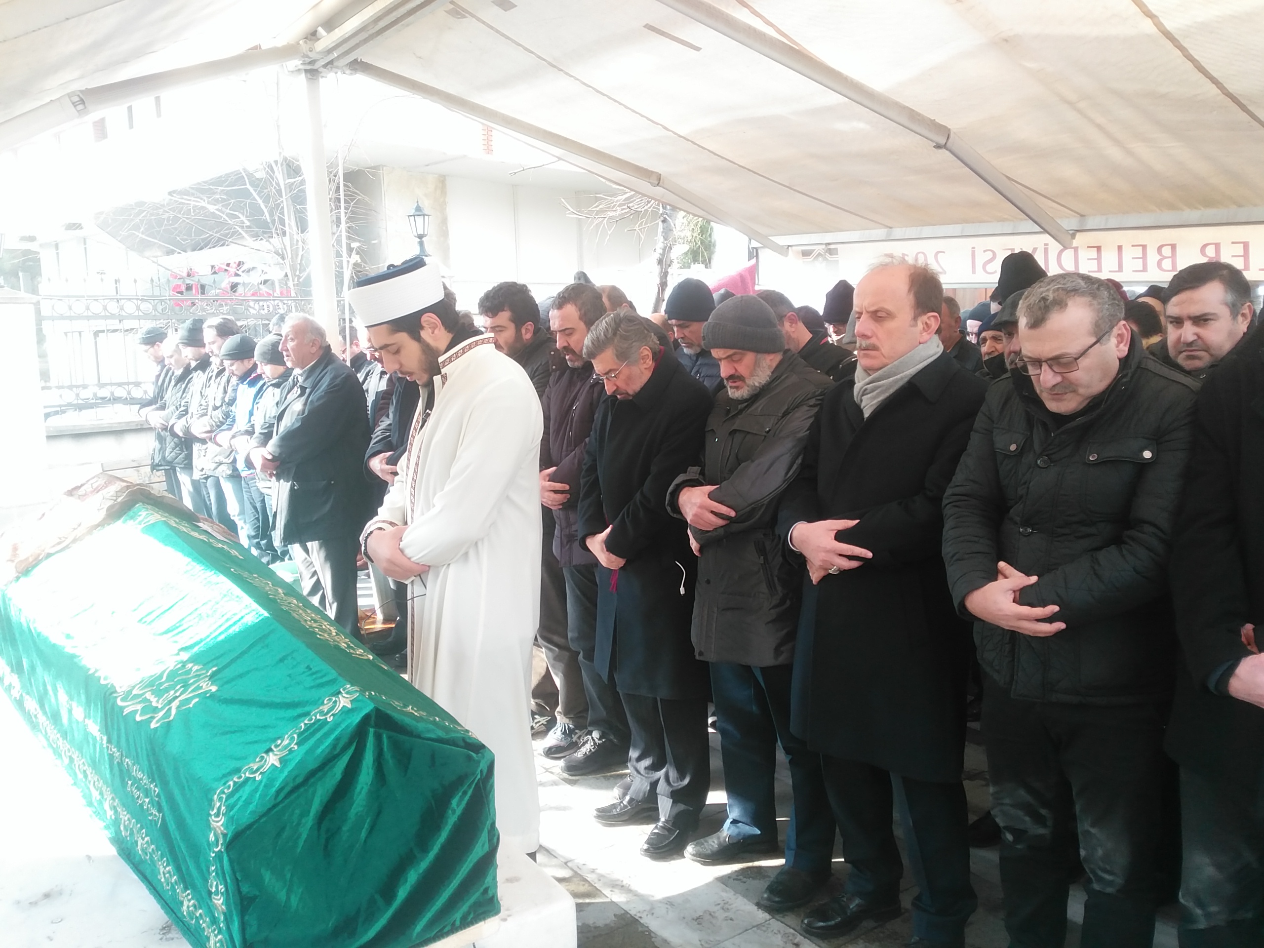 Mehmet Baykan, anneannesi Hasibe Erdem'i dualarla ebediyete uğurladı