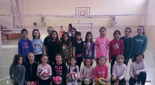 Spor Tesislerinde Faaliyetler Sürüyor