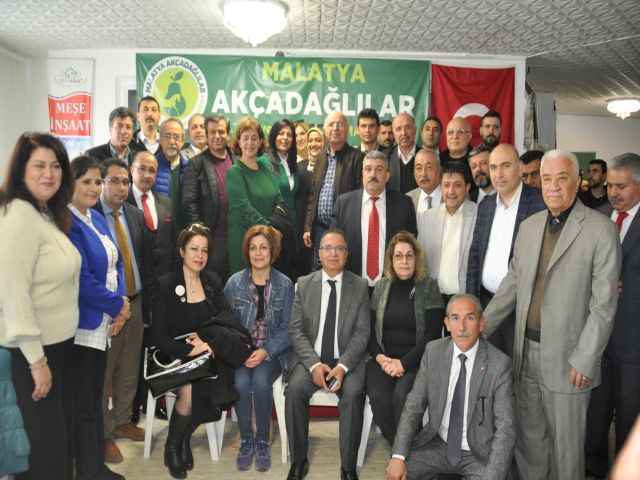 Akçadağ'lılar İstanbul'da tarih yazdı