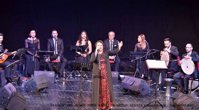 Aşık Veysel eserleriyle anıldı