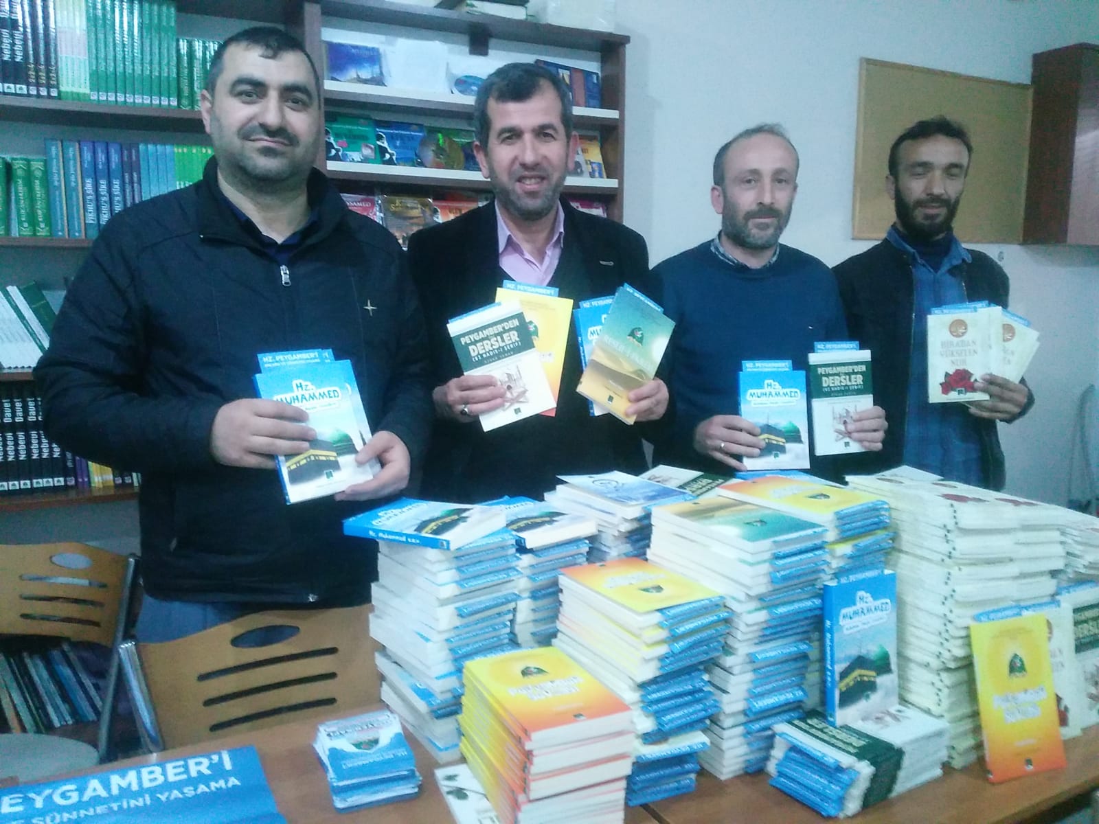 Peygamber Sevdalıları , sevdayı sizlere taşıyor