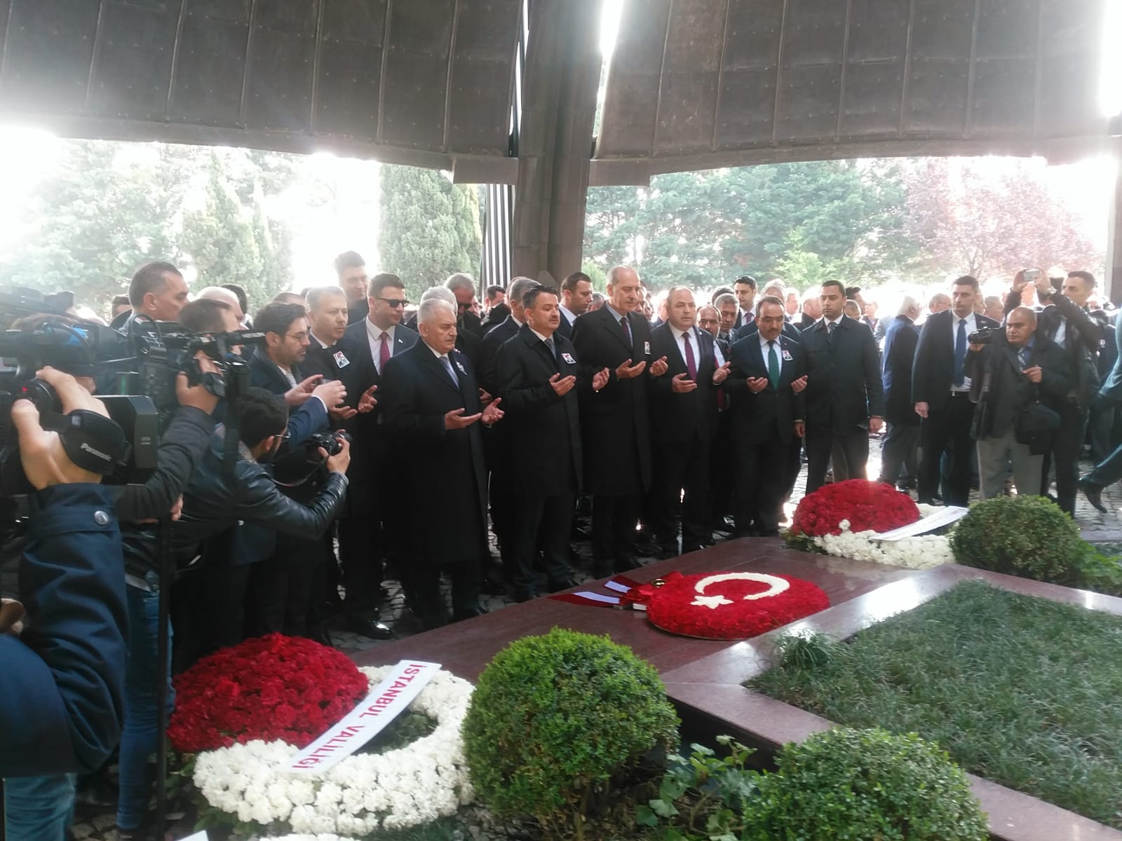 Turgut Özal ölümünün 26. Yılında devlet ve millet unutmadı