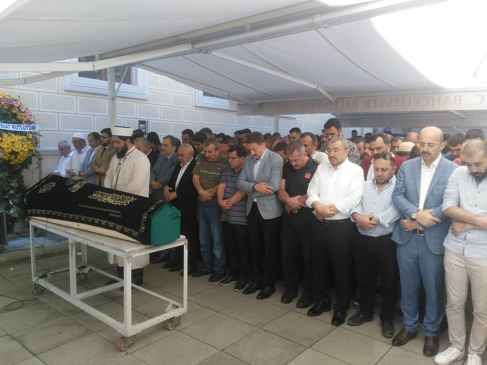 Kamil Erdem sevenlerini gözüyaşlı geride bırakarak hakka yürüdü