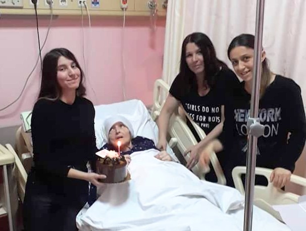 Yayın müdürümüz Çiğdem Akçil annesi Bedriye Akçil'i kaybetmenin acısını yaşadı