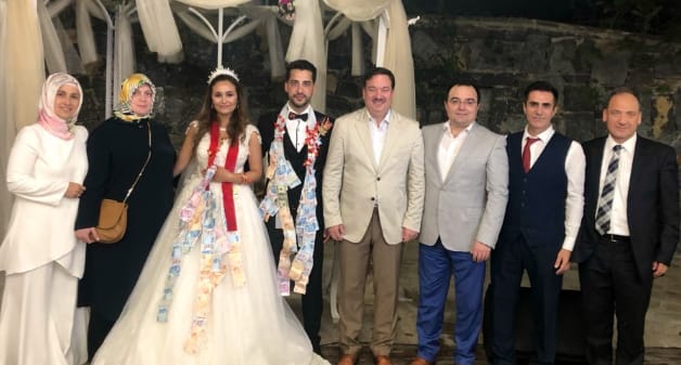 Öncü Gençlik Spor İrem ile Ali Korkmaz çiftinin mutluluklarına ortak oldu