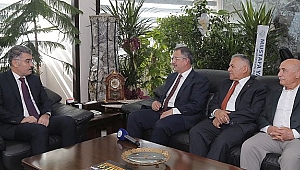 Özhaseki ve Büyükkılıç Emniyet Müdürü Kamil Karabörk'ü tebrik ettiler