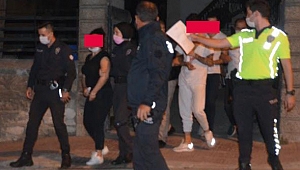 Manisa'da Gasp ve Fuhuş Ticareti Zanlısı 3 Kişi Tutuklandı.
