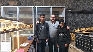 Yardımsever İdris Çavuşoğlu, Abdullah ile beraber kuzeni Abdullah Jasım'in hamisi oldu