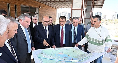 Başkan Selahattin Gürkan ; Acıları yüreğimize gömdük, Malatya'yı geleceğe taşıyoruz