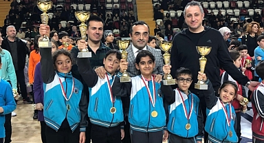Güngören Yahya Çavuş İlkokulu 5 kere şampiyon oldu